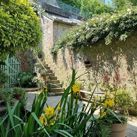 Le 77 De Satie Apartment *