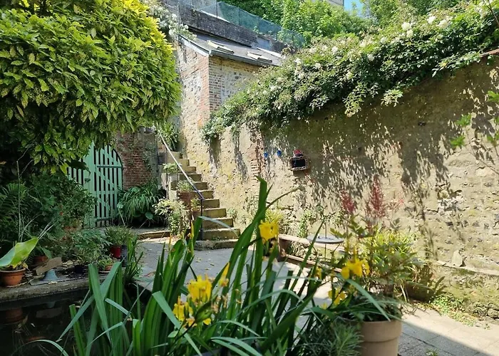 Le 77 De Satie Apartment *